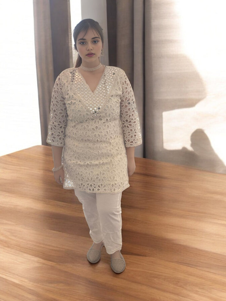 Haquba Mirror Chic